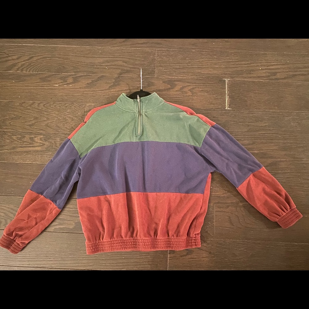 Brandy Melville sweater